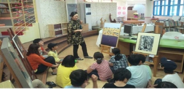 시골 작은 학교에서 전주대 미술과 동문들과 함께 하는 문화나눔전 열려