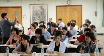 다문화맹 탈피해...