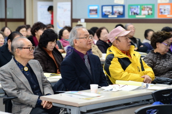 교육기부에 앞장 선 금빛평생교육봉사단 활동 마무리