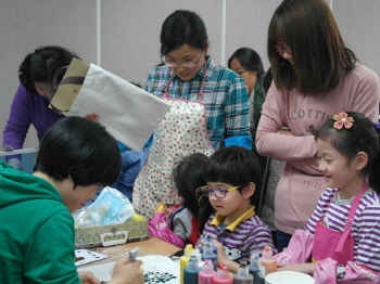 책으로 성장하는 아이, 엄마가 만들어