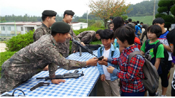 군 장병 재능 기부로 방과후가 즐거워요