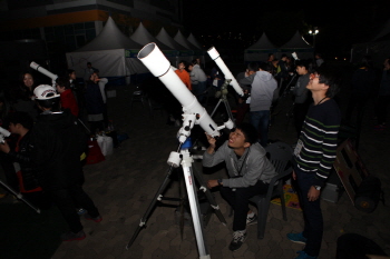 별 볼일 있는 밤, 떠나는 천체 여행